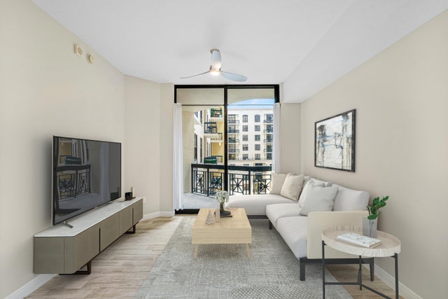 5 of 49 - 701 S Olive Avenue #1011, West Palm Beach, FL