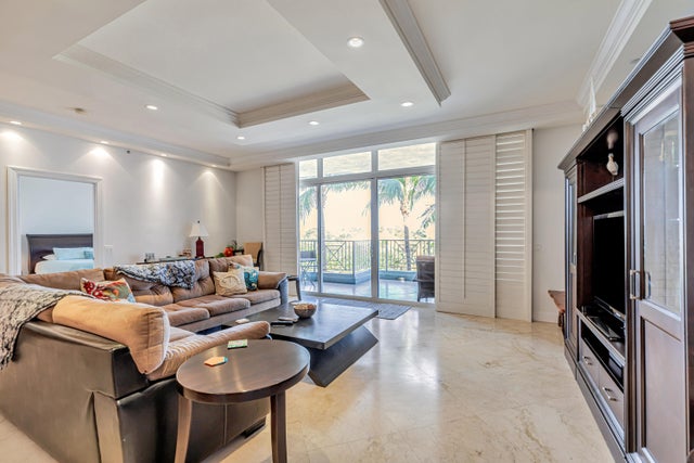 1 of 52 - 701 Se 21st Avenue #302, Deerfield Beach, FL