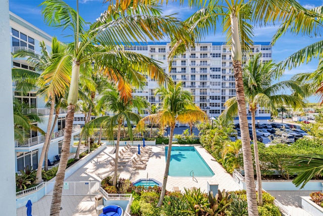 2 of 52 - 701 Se 21st Avenue #302, Deerfield Beach, FL