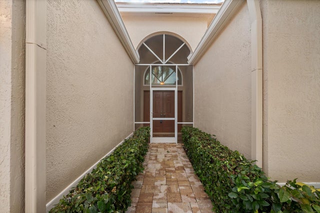 3 of 46 - 3190 Se Carrick Green Court, Port Saint Lucie, FL