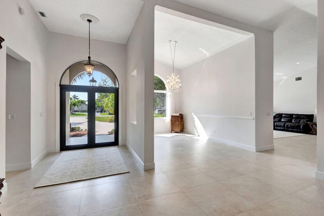 5 of 71 - 8584 Wendy Lane E, West Palm Beach, FL