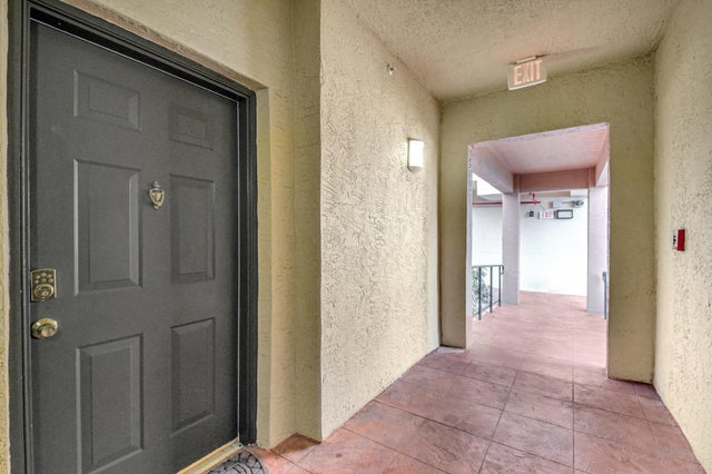 2 of 55 - 1805 N Flagler Drive #102, West Palm Beach, FL