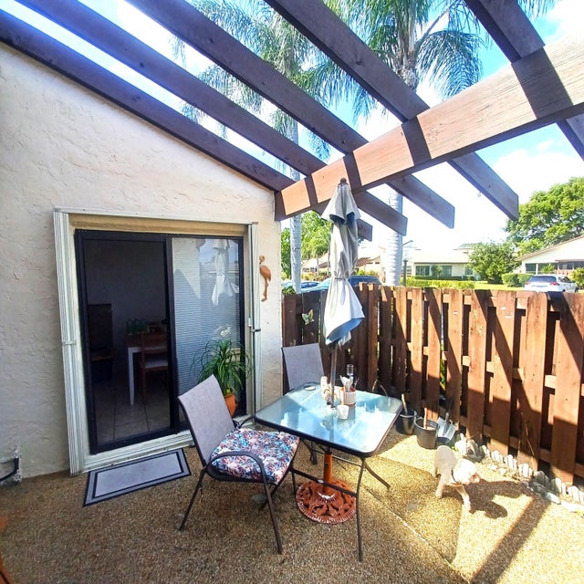 4 of 30 - 5070 Nesting Way #b, Delray Beach, FL