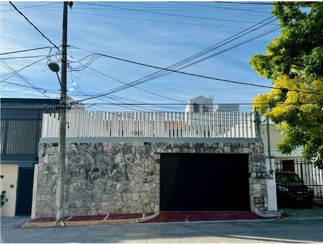 1 of 34 - . Calle Antilope No. 14 #smza 20, Mza 14, Lote 25, Out of Country, Out of Country