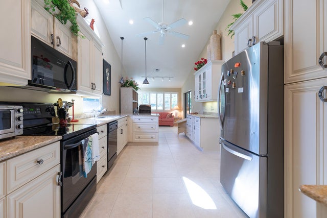 2 of 33 - 12803 Nw Cinnamon Way, Palm City, FL