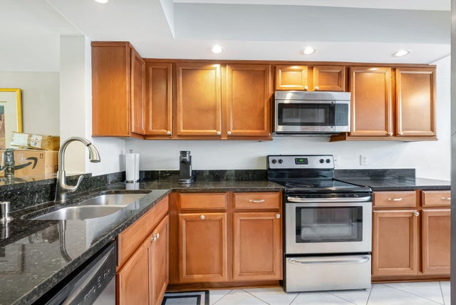 1 of 63 - 624 Ne 20th Lane, Boynton Beach, FL
