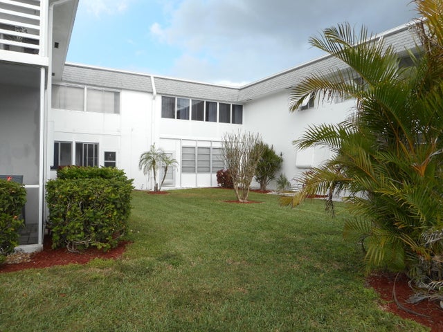 3 of 27 - 3322 Cynthia Lane #106, Lake Worth Beach, FL