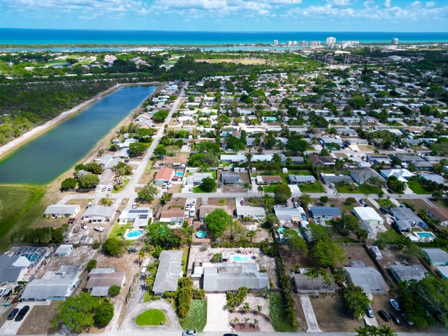 2 of 46 - 18989 Se Hillcrest Drive, Jupiter, FL