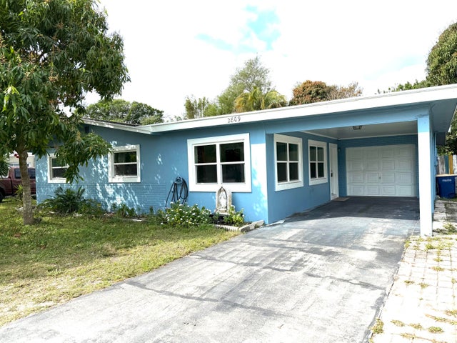 1 of 27 - 2809 Oleander Boulevard, Fort Pierce, FL