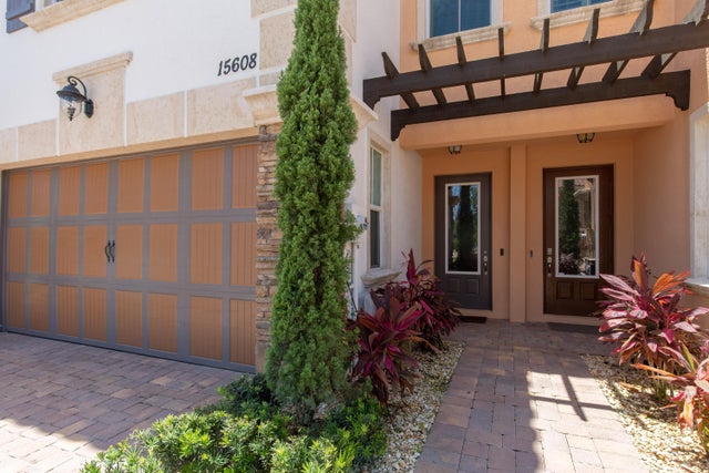 2 of 39 - 15608 Italian Cypress Way, Wellington, FL