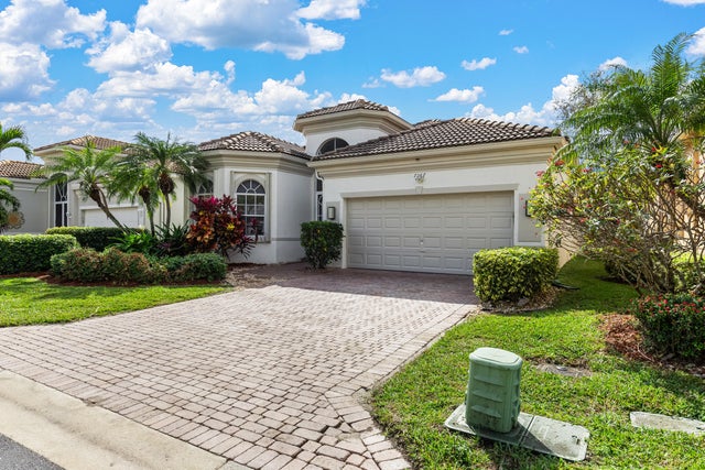 2 of 50 - 7267 Demedici Cir, Delray Beach, FL