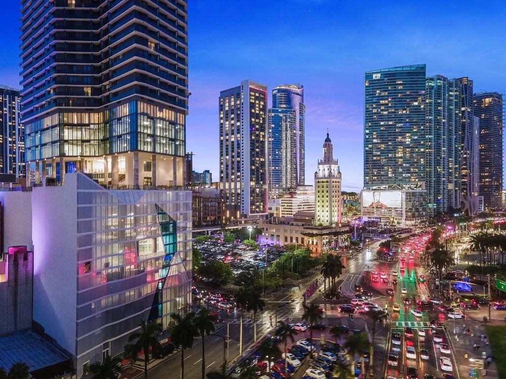 398 Ne 5th St #2903, Miami