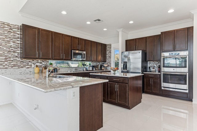 2 of 62 - 7733 Maywood Crest Drive, Palm Beach Gardens, FL
