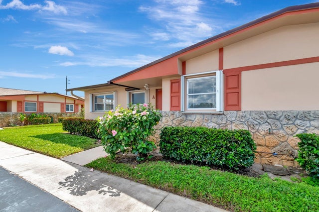 2 of 52 - 2961 Crosley Drive W #a, West Palm Beach, FL