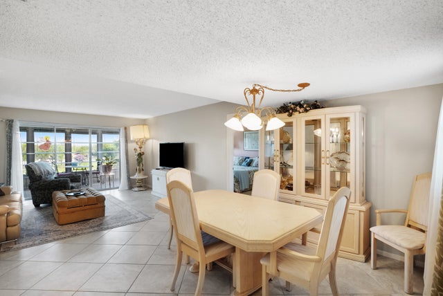 2 of 29 - 729 Lori Drive #404, Palm Springs, FL