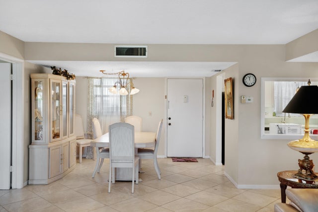 3 of 29 - 729 Lori Drive #404, Palm Springs, FL