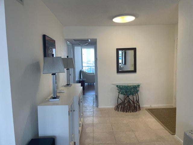 4 of 38 - 1180 S Ocean Boulevard #17d, Boca Raton, FL