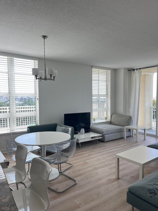 4 of 22 - 450 N Federal Highway #504, Boynton Beach, FL