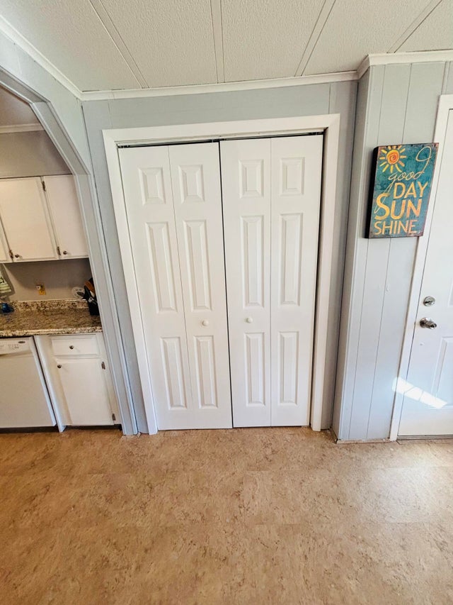 3 of 21 - 151 E Caribbean, Port Saint Lucie, FL