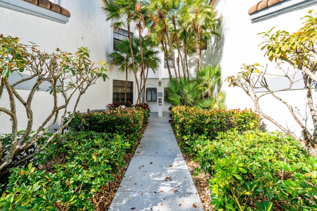 4 of 46 - 5390 Venetia Court #d, Boynton Beach, FL