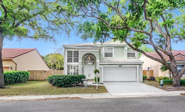 1 of 27 - 1011 Siena Oaks Cir W, Palm Beach Gardens, FL
