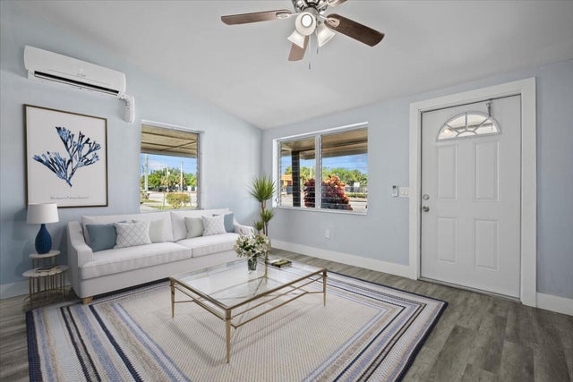 2 of 37 - 4740 10th Avenue N, Lake Worth, FL