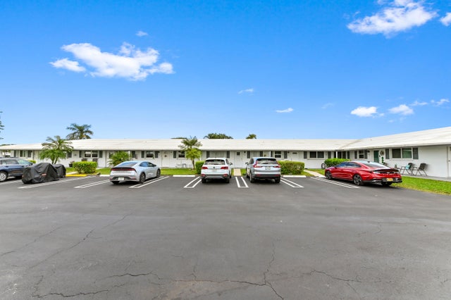 1 of 27 - 200 Leisure Lake Circle #106, Boynton Beach, FL