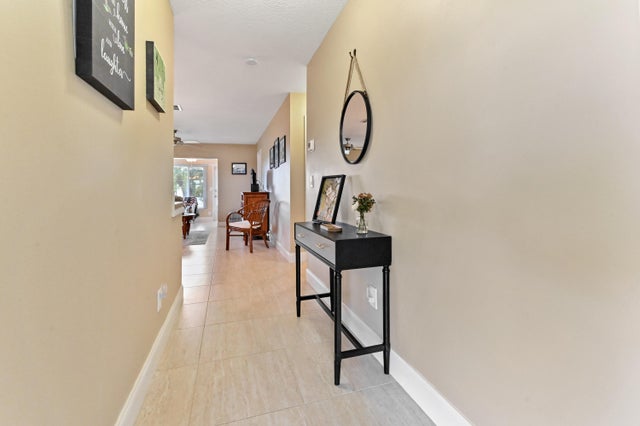 3 of 27 - 200 Leisure Lake Circle #106, Boynton Beach, FL