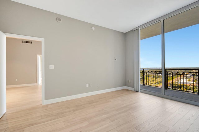 4 of 119 - 550 Okeechobee Boulevard #mph-07, West Palm Beach, FL