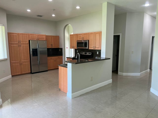 2 of 5 - 21257 Sw 130th Place, Miami, FL