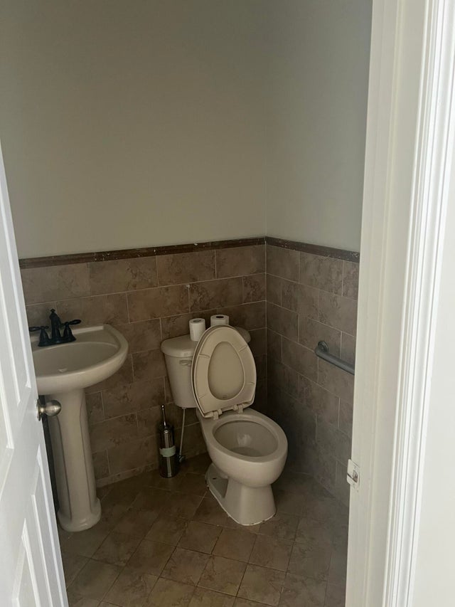 3 of 5 - 21257 Sw 130th Place, Miami, FL