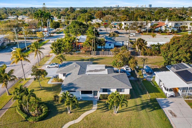 1 of 31 - 651 Foresteria Drive, Lake Park, FL