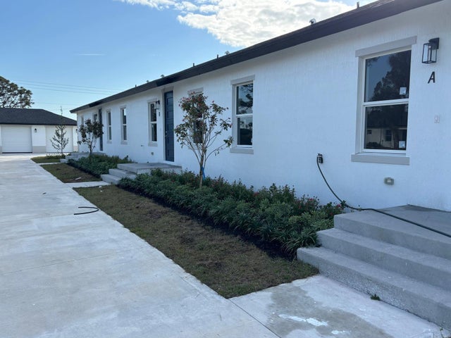 3 of 12 - 195 Rotonda Blvd W #unit A-b-c, Placida, FL