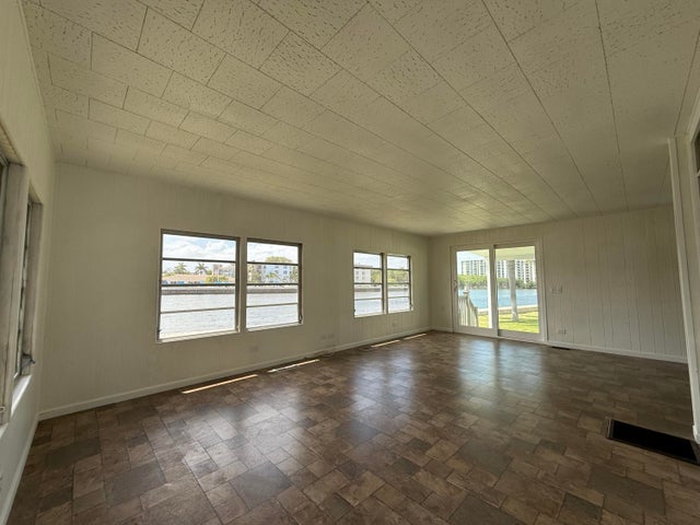 4 of 44 - 215 S Heron Drive #o, Briny Breezes, FL