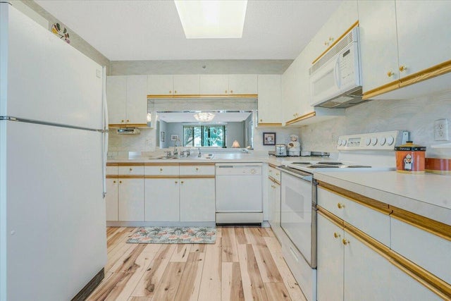 4 of 33 - 15355 Lakes Of Delray Boulevard #206, Delray Beach, FL
