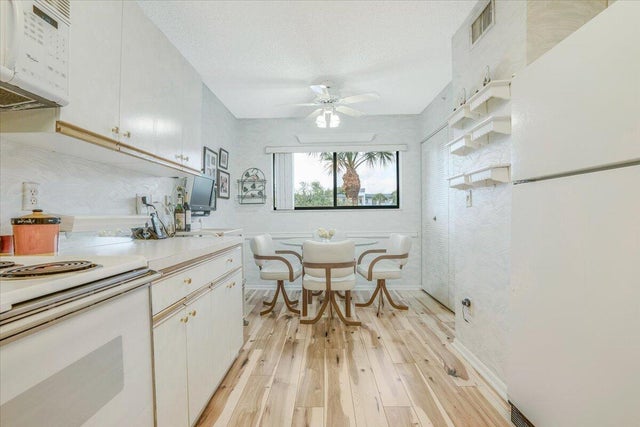 5 of 33 - 15355 Lakes Of Delray Boulevard #206, Delray Beach, FL