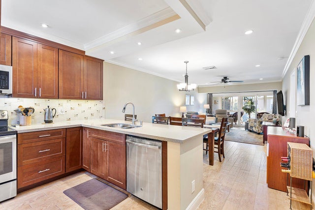 5 of 39 - 1061 Orange Terrace #204, Delray Beach, FL