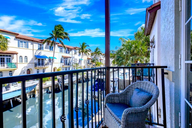 2 of 45 - 813 Estancia Way, Boynton Beach, FL