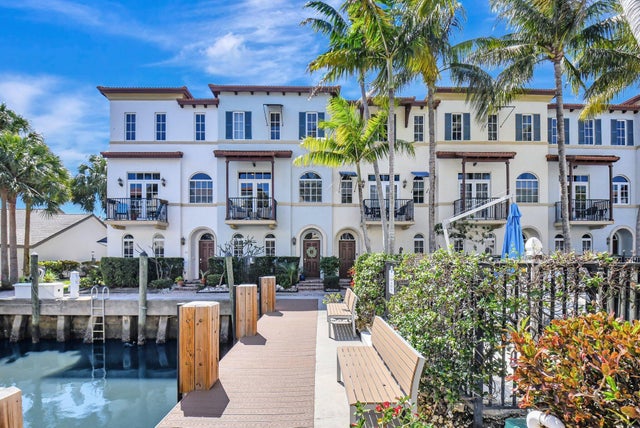 4 of 45 - 813 Estancia Way, Boynton Beach, FL