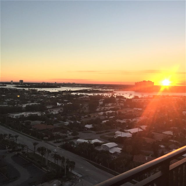 4 of 51 - 3800 N Ocean Drive #1902, Singer Island, FL