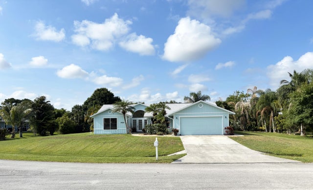 1 of 40 - 1826 Sw Stratford Wy, Palm City, FL
