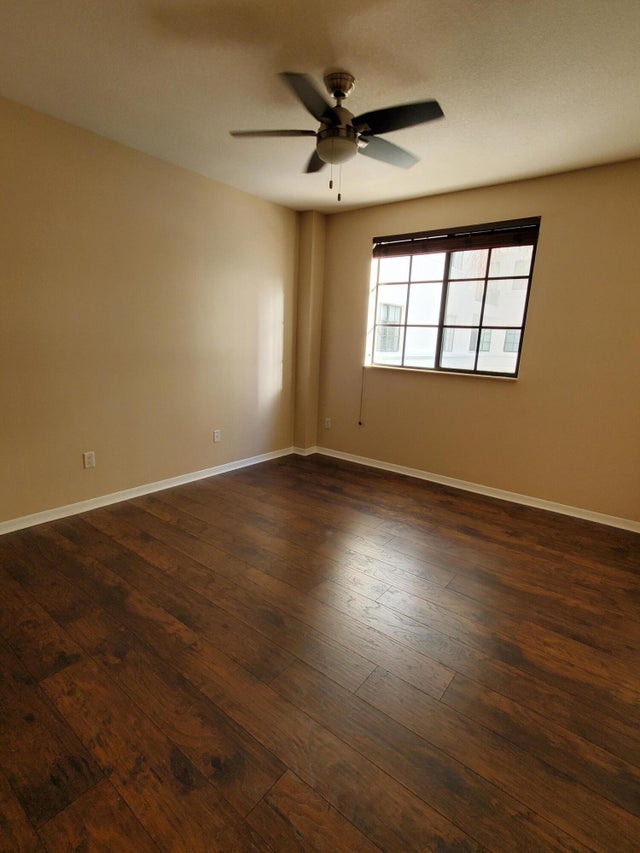 4 of 30 - 233 S Federal Hwy #306, Boca Raton, FL