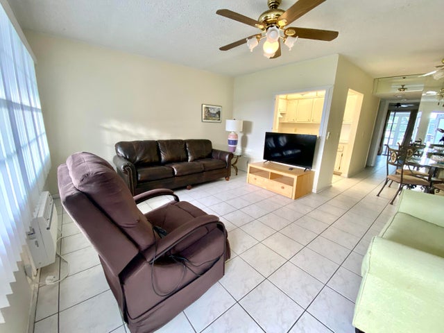 3 of 56 - 202 Oakridge M, Deerfield Beach, FL