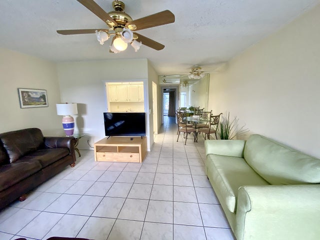 4 of 56 - 202 Oakridge M, Deerfield Beach, FL
