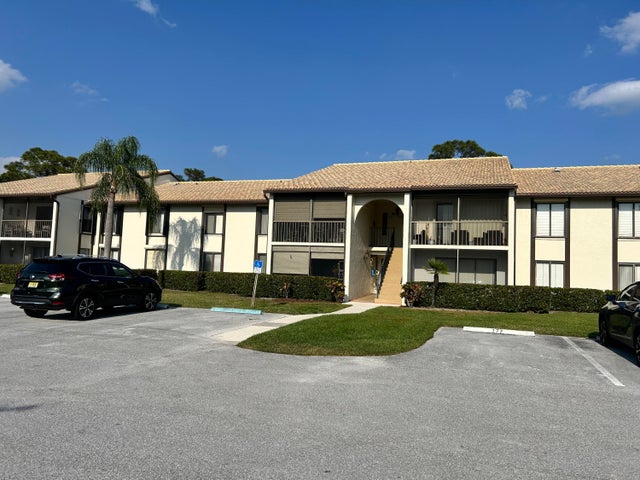 1 of 10 - 1575 Sw Silver Pine Way #1081, Palm City, FL