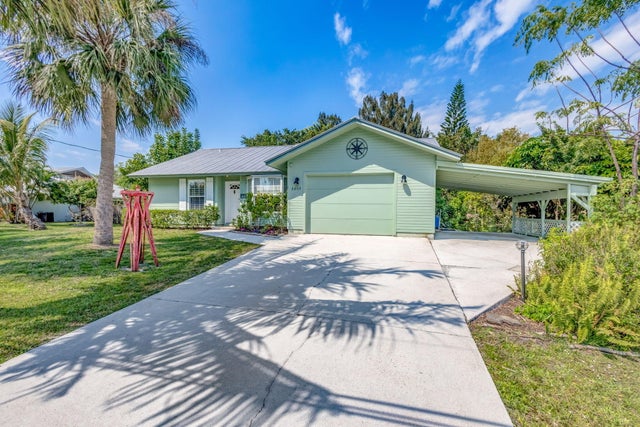4 of 92 - 5803 Se Orange Blossom Trl, Hobe Sound, FL