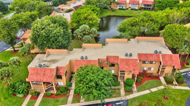 3 of 34 - 11255 Green Lake Drive #202, Boynton Beach, FL