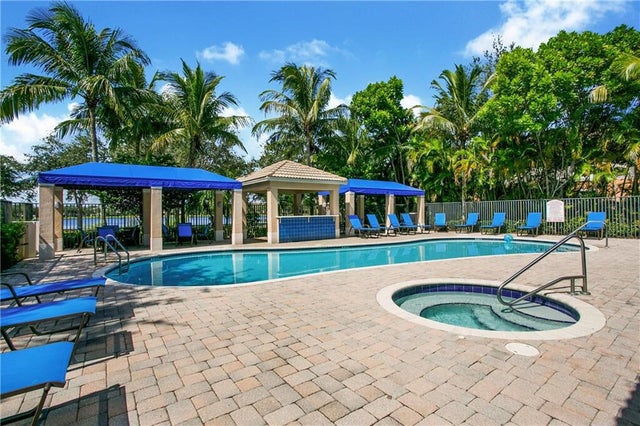 5 of 52 - 8055 Murano Circle, Palm Beach Gardens, FL