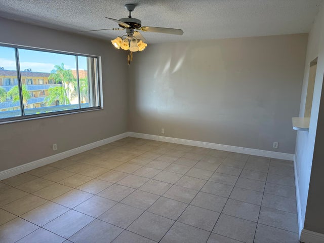 4 of 18 - 700 Village Green Court #320, Palm Springs, FL