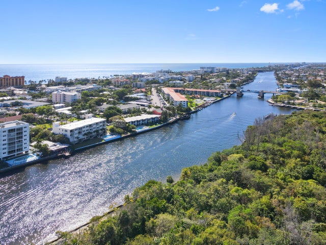 4 of 20 - 333 Ne 19th Avenue #202, Deerfield Beach, FL